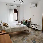 Casco Antiguo Apartment *
