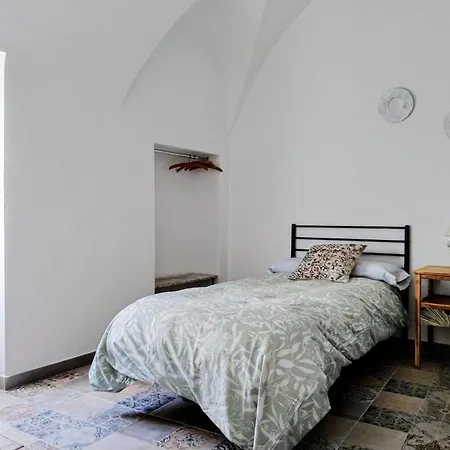 Апартаменты Casco Antiguo Касерес